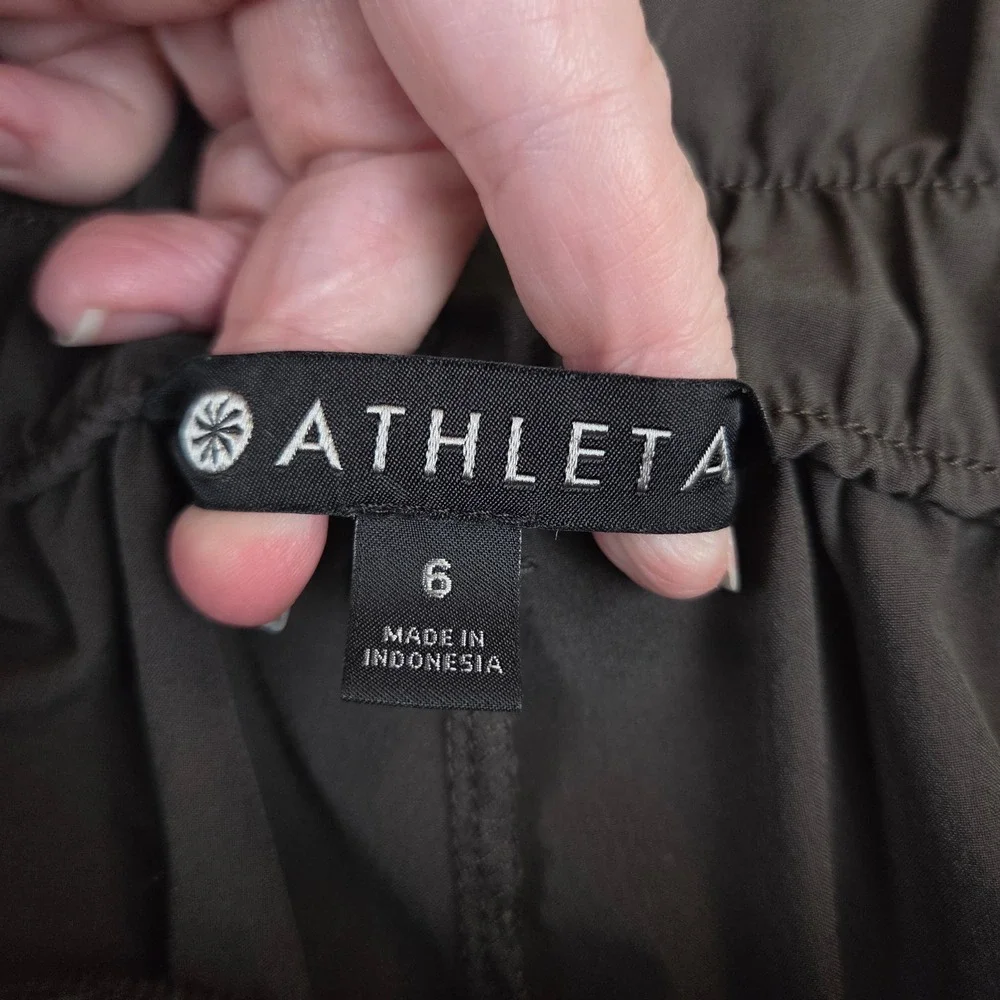 Athleta Skyline Pant Paperbag Waist Tie Belt Green Tapered Leg Womens 6